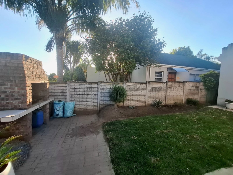 3 Bedroom Property for Sale in Nahoon Valley Park Eastern Cape